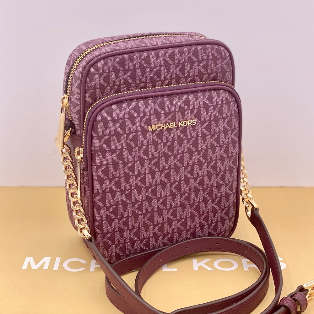 Michael Kors Jet Set Travel MediumLogo Crossbody Bag - Picture 7 of 12